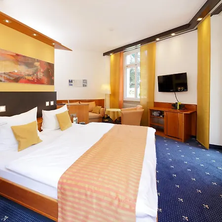 Hotel Park Post 4*