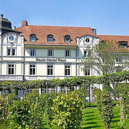Park Post Hotel 4*