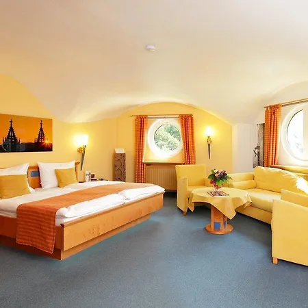 Park Post Hotel