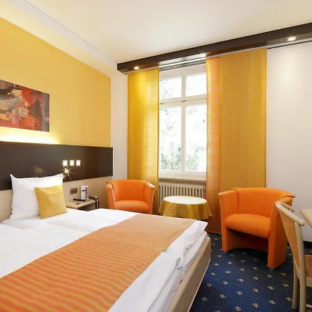 파크 포스트 호텔 4*