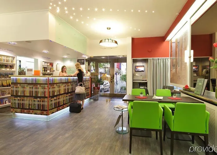 パーク ポスト ホテル 4*